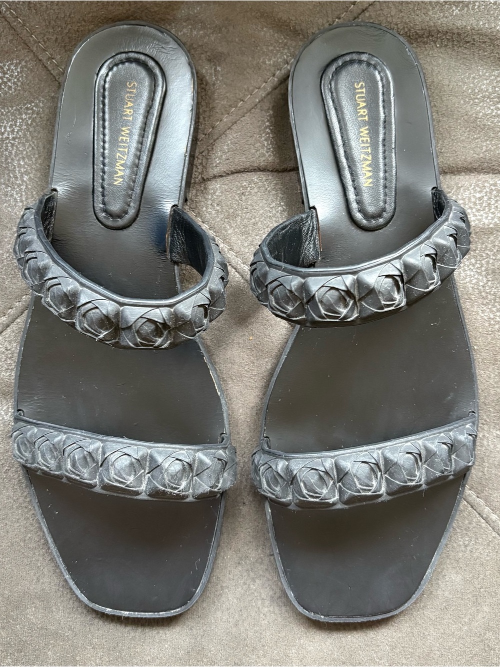 Stuart Weitzman Rosita Black Slip On Slide Sandals Minimalist Boho Summer Resort
